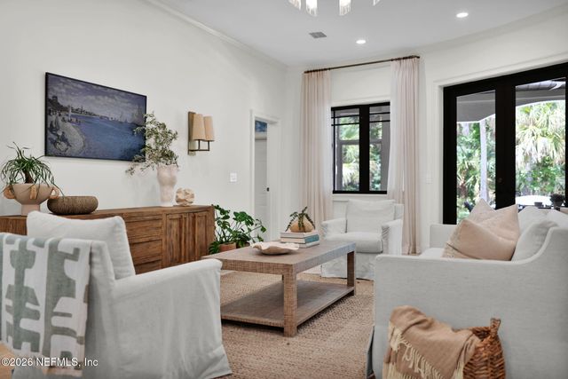 217 ISLE WAY Lane, Ponte Vedra Beach, FL 32082