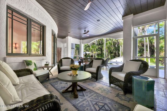 217 ISLE WAY Lane, Ponte Vedra Beach, FL 32082