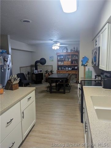 5260 W Quail Run Lane, Madison, IN 47250