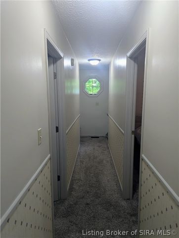 5260 W Quail Run Lane, Madison, IN 47250