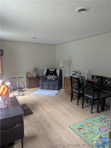 5260 W Quail Run Lane, Madison, IN 47250