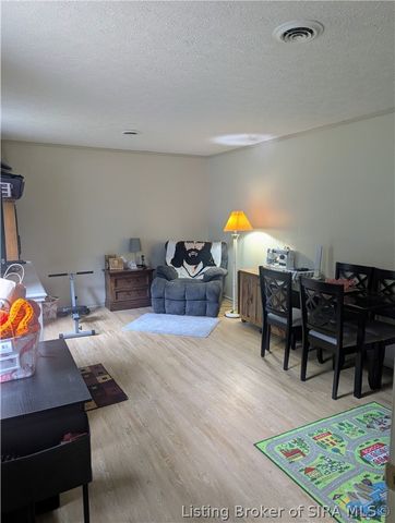 5260 W Quail Run Lane, Madison, IN 47250