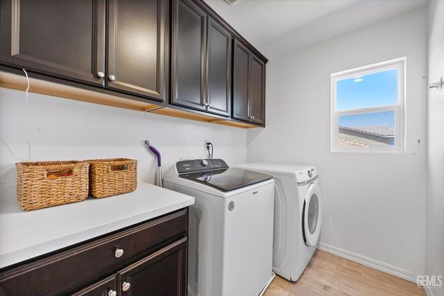 203 White Alder Drive, Bakersfield, CA 93314