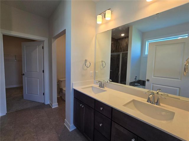 1587 Creekwood Drive, New Richmond, WI 54017
