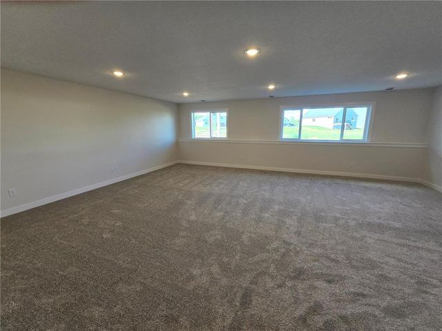 1587 Creekwood Drive, New Richmond, WI 54017