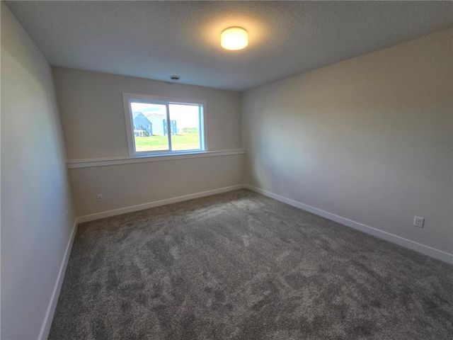1587 Creekwood Drive, New Richmond, WI 54017