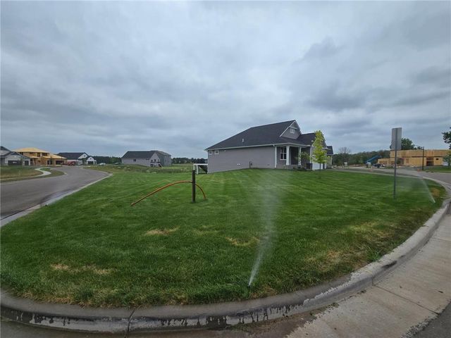 1587 Creekwood Drive, New Richmond, WI 54017