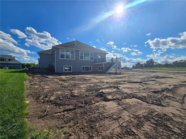 1587 Creekwood Drive, New Richmond, WI 54017