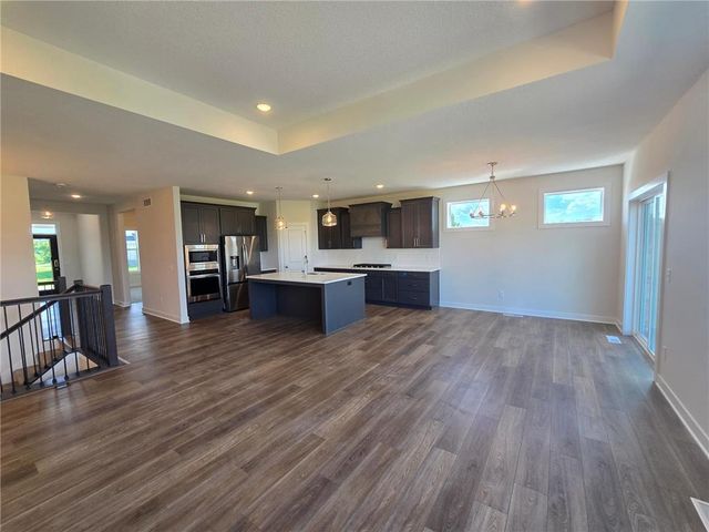 1587 Creekwood Drive, New Richmond, WI 54017