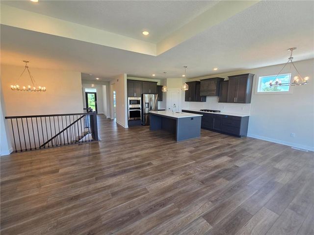 1587 Creekwood Drive, New Richmond, WI 54017