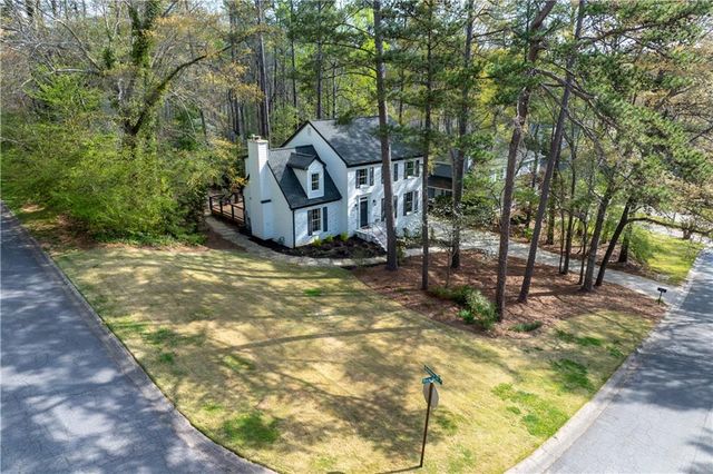 5200 Ozark Lane, Marietta, GA 30062