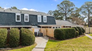 37 Barnes Street, Greenville, NC 27858