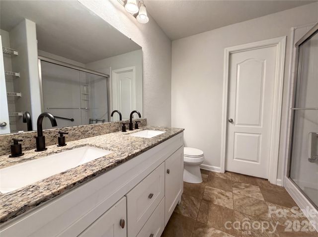 4034 Rosfield Drive, Charlotte, NC 28214