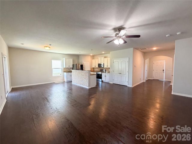 4034 Rosfield Drive, Charlotte, NC 28214