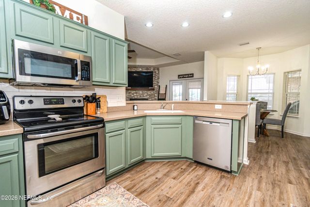 8139 HUNTERS RIDGE S, Glen St. Mary, FL 32040