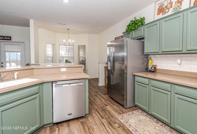 8139 HUNTERS RIDGE S, Glen St. Mary, FL 32040