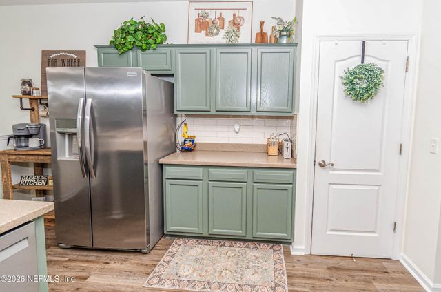 8139 HUNTERS RIDGE S, Glen St. Mary, FL 32040