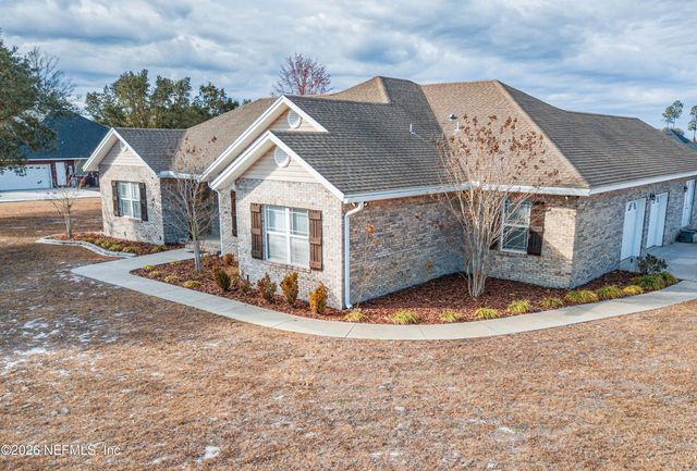 8139 HUNTERS RIDGE S, Glen St. Mary, FL 32040