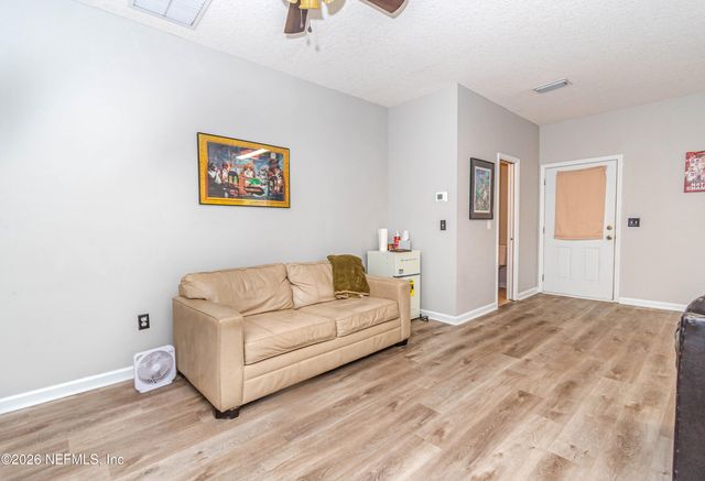 8139 HUNTERS RIDGE S, Glen St. Mary, FL 32040