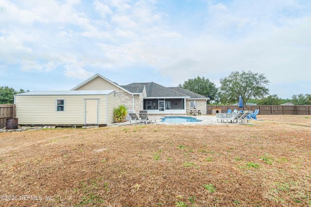 8139 HUNTERS RIDGE S, Glen St. Mary, FL 32040