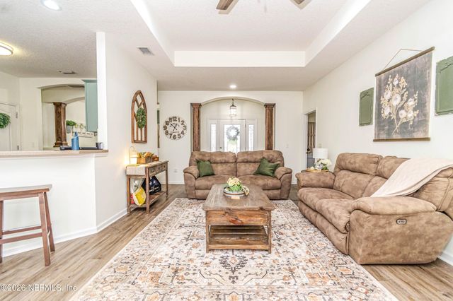 8139 HUNTERS RIDGE S, Glen St. Mary, FL 32040