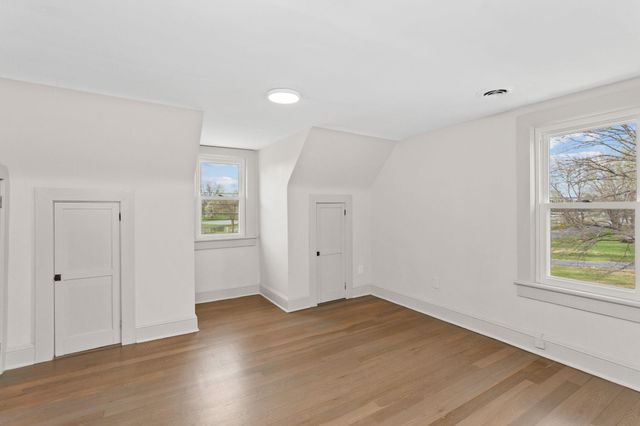 12204 DAPHNA RD, Broadway, VA 22815