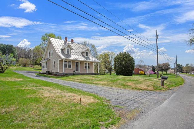 12204 DAPHNA RD, Broadway, VA 22815