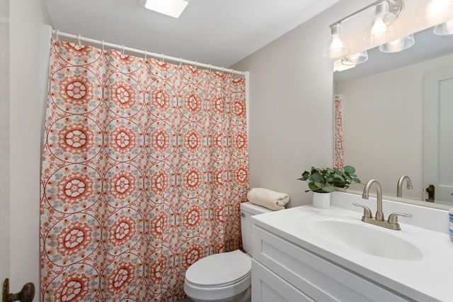 12204 DAPHNA RD, Broadway, VA 22815