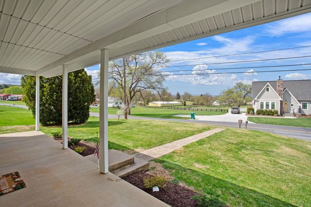 12204 DAPHNA RD, Broadway, VA 22815