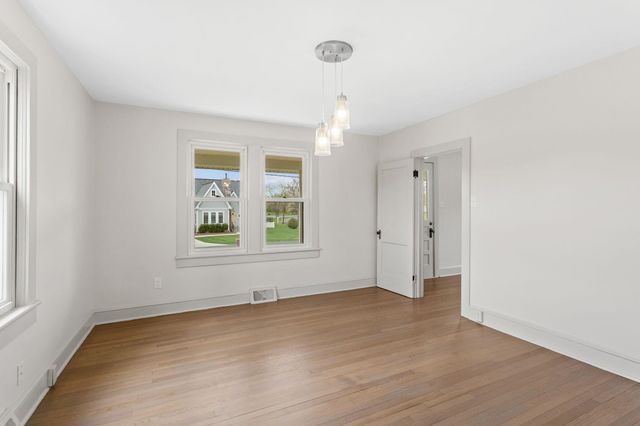 12204 DAPHNA RD, Broadway, VA 22815