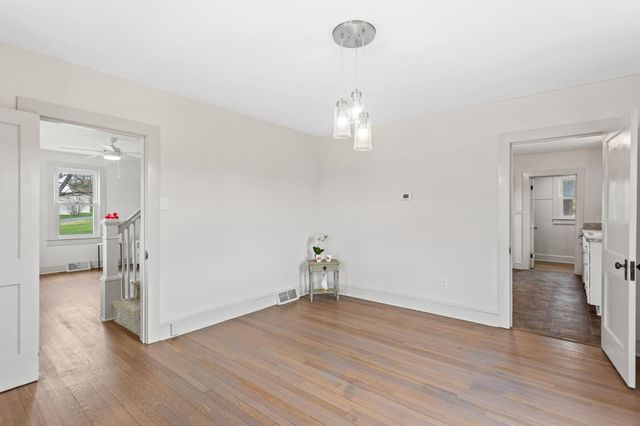 12204 DAPHNA RD, Broadway, VA 22815