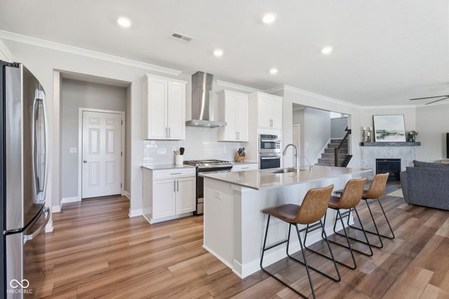 11887 Prominence Place, Fishers, IN 46037