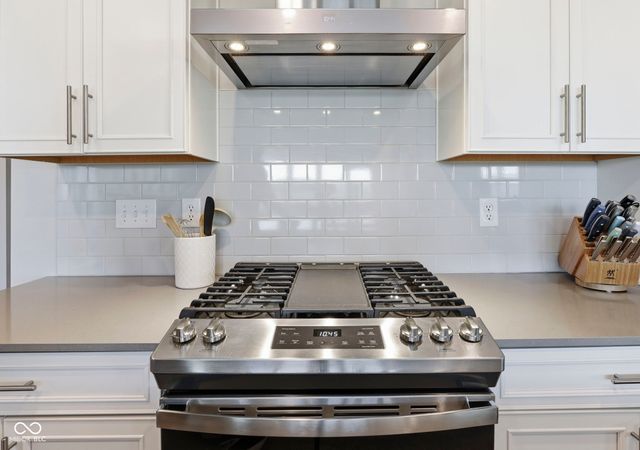 11887 Prominence Place, Fishers, IN 46037