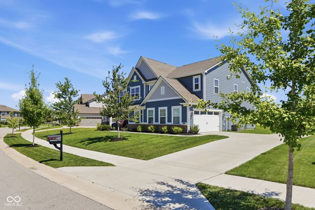 11887 Prominence Place, Fishers, IN 46037