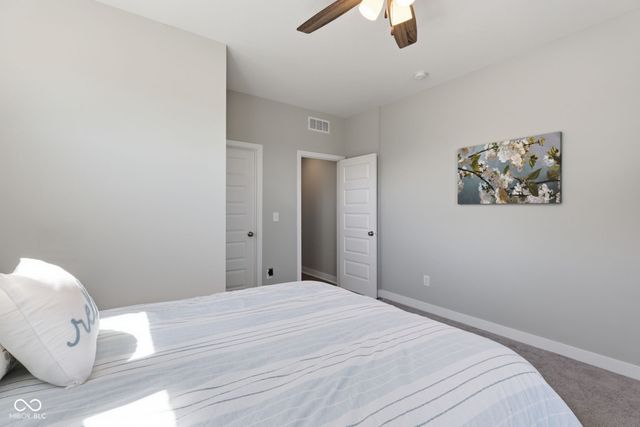 11887 Prominence Place, Fishers, IN 46037