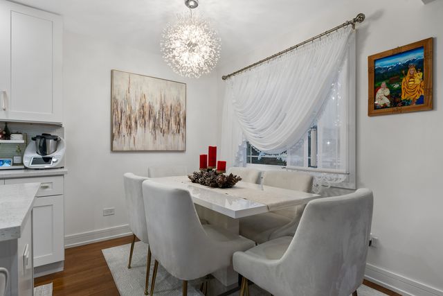 8239 Sayre Avenue, Burbank, IL 60459