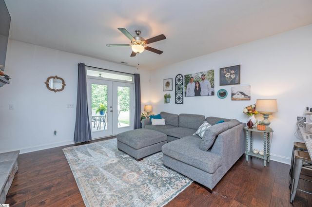 307 Barnhill Court, Greenville, SC 29617