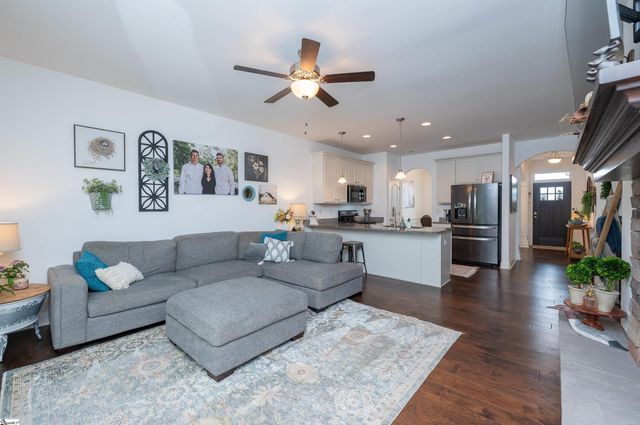 307 Barnhill Court, Greenville, SC 29617