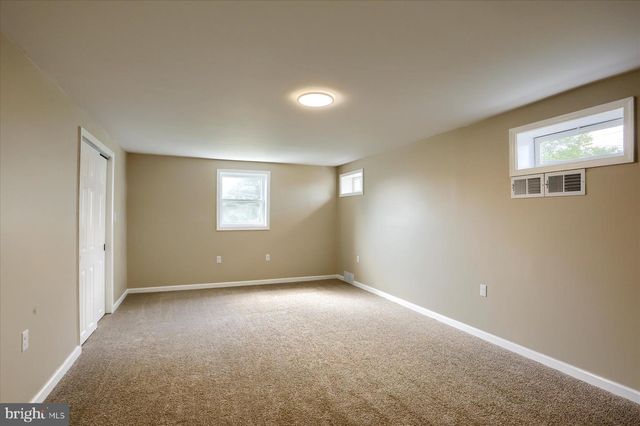 2310 BANNISTER ST, York, PA 17408