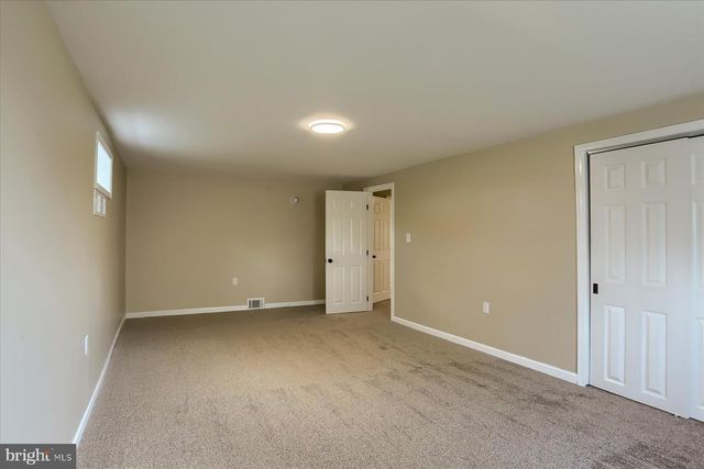 2310 BANNISTER ST, York, PA 17408