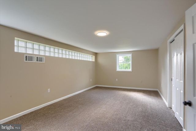 2310 BANNISTER ST, York, PA 17408