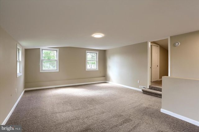 2310 BANNISTER ST, York, PA 17408