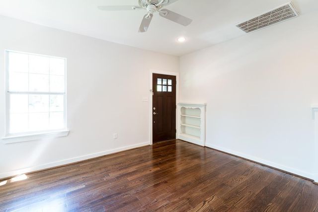4535 Walker Street A, Houston, TX 77023