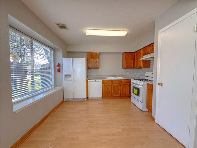 2927 Becket Street, Pearland, TX 77584