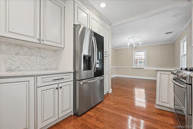54 Greenway Boulevard, Elmont, NY 11003