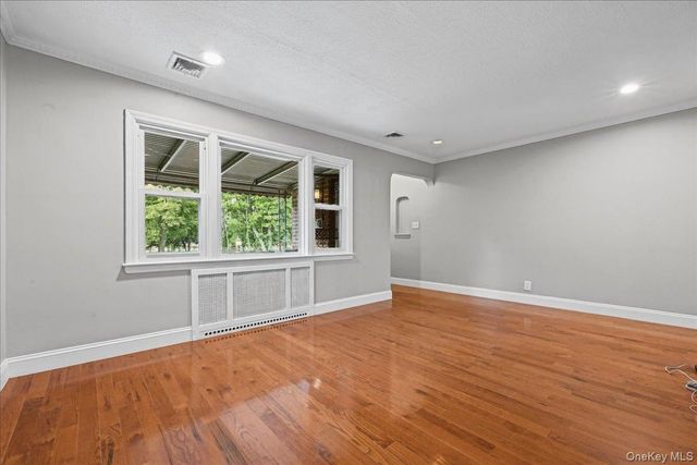 54 Greenway Boulevard, Elmont, NY 11003