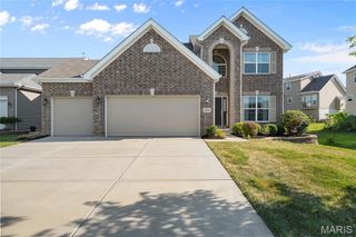 12405 Bur Oak Drive, St Louis, MO 63146