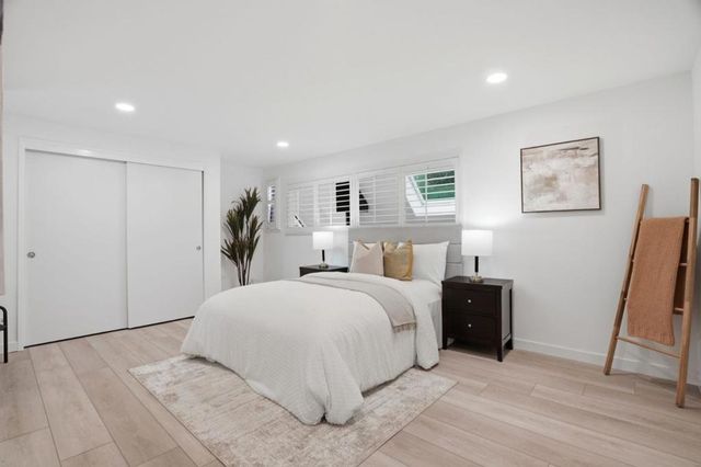 1912 Montecito Avenue 2, Mountain View, CA 94043