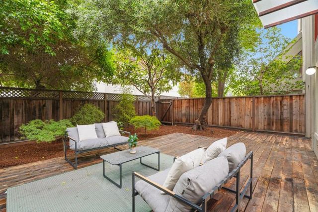 1912 Montecito Avenue 2, Mountain View, CA 94043