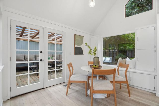 1912 Montecito Avenue 2, Mountain View, CA 94043